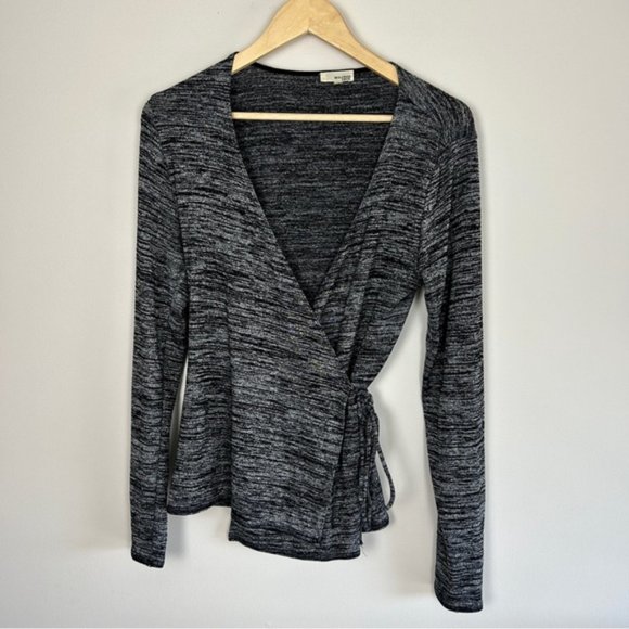 Wilfred Free Aritzia Katsia grey wrap top - Picture 2 of 5